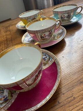 Made in Czechoslovakia - VTG PORCELAIN Tea Cup and Saucer Set - Gold Trim